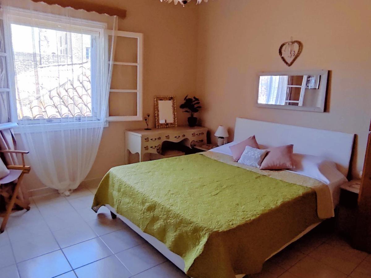 Вілла Angelic House Spetses Town Екстер'єр фото