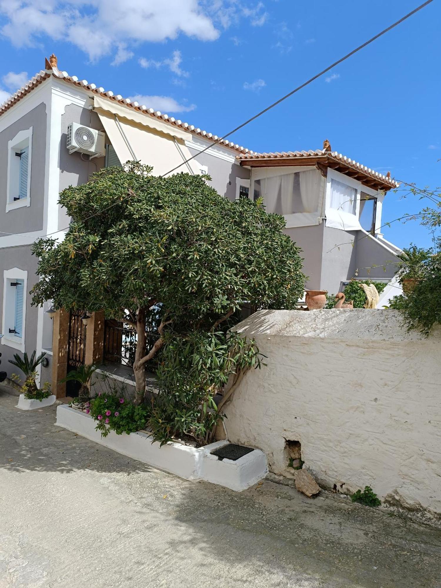 Вілла Angelic House Spetses Town Екстер'єр фото